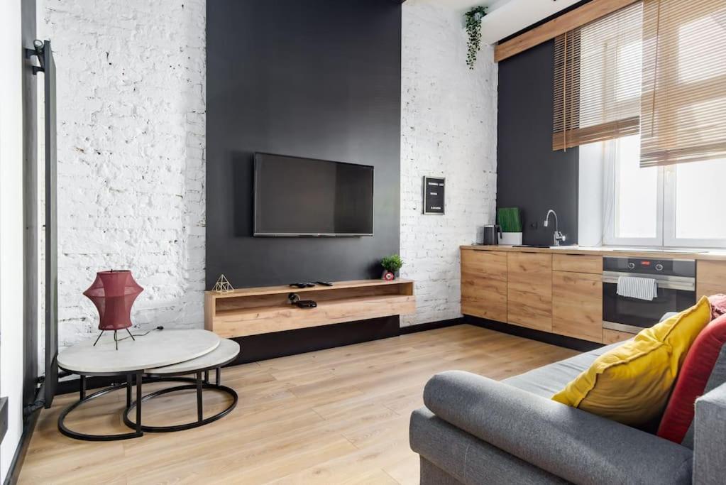 Jaracza 6 B Apartment *